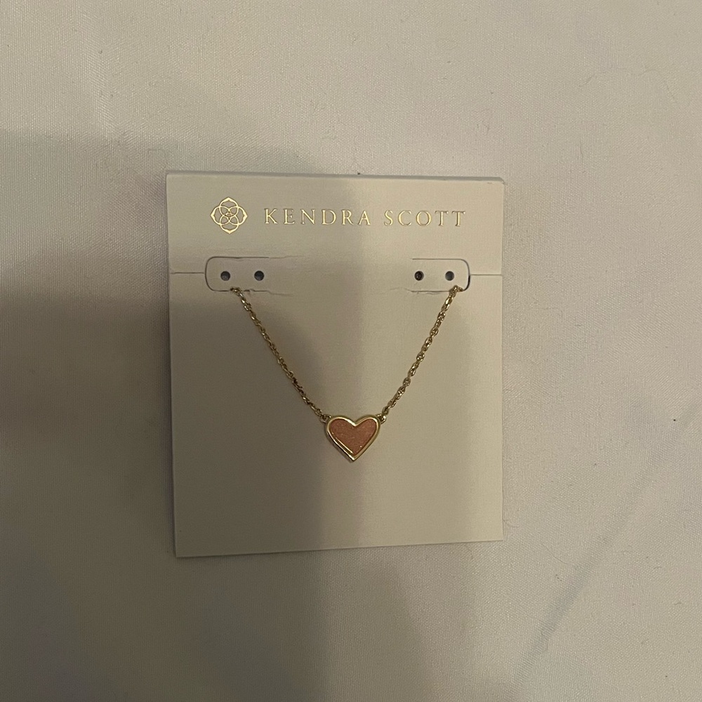 Kendra Scott Gold Minimalist Necklace